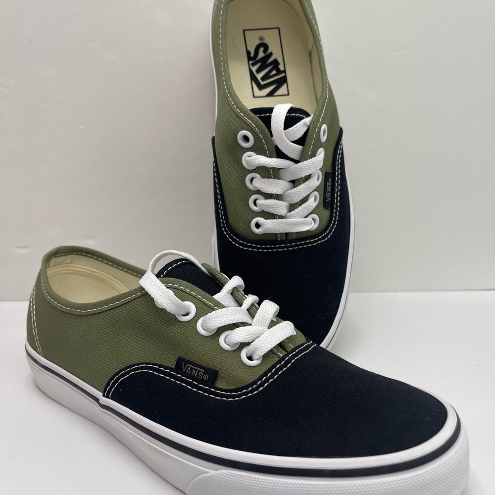 Vans Men’s Authentic
Pop Loden Green
VN000BW5ZBF Sneakers - Picture 13 of 16
